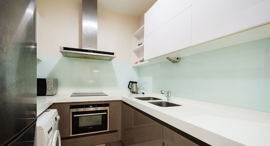 À vendre 2 chambres condo à Pathum Wan, Bangkok