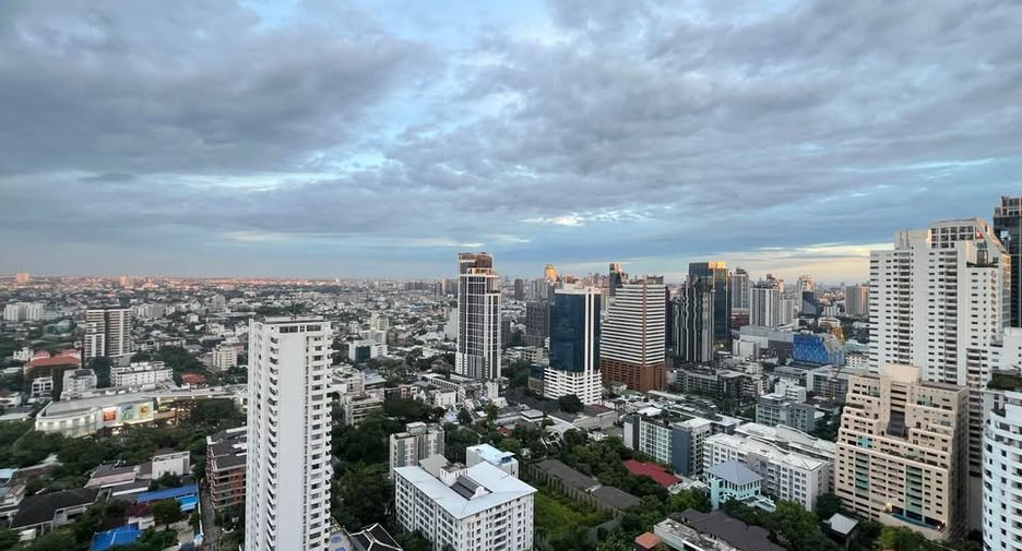 Wohnung zum Kauf mit 3 Zimmer in Watthana, Bangkok