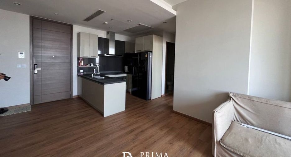 For sale 3 bedrooms condo in Watthana, Bangkok