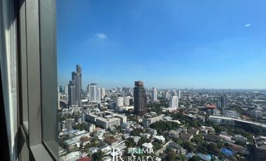 For sale 3 bedrooms condo in Watthana, Bangkok