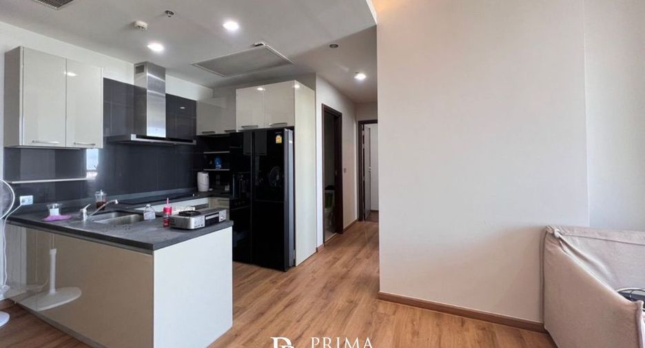 For sale 3 bedrooms condo in Watthana, Bangkok