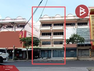 Local comercial en venta de 7 habitaciones en Lat Krabang, Bangkok