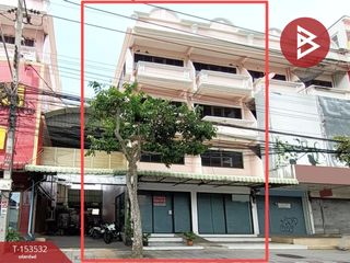Local comercial en venta de 7 habitaciones en Lat Krabang, Bangkok