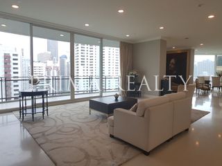 Condo en venta de 4 habitaciones en Watthana, Bangkok