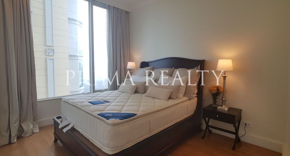 Condo en venta de 4 habitaciones en Watthana, Bangkok