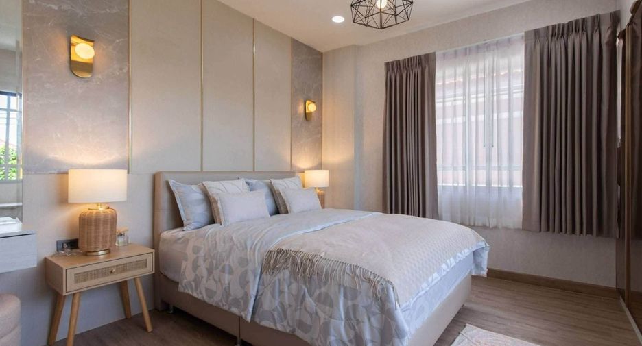 Villa zum Kauf mit 4 Zimmer in Bang Lamung, Chonburi