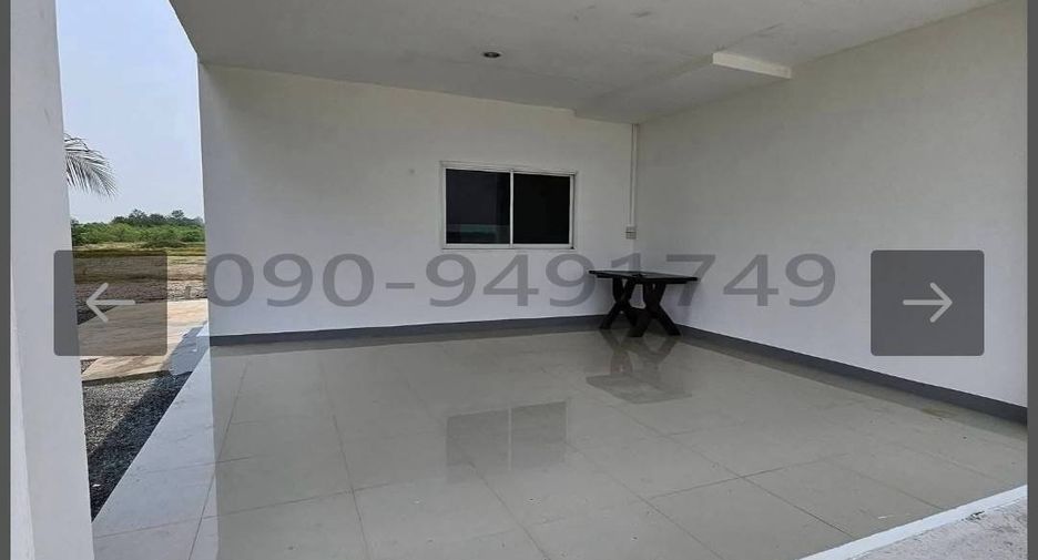 For rent 4 bedrooms warehouse in Lat Lum Kaeo, Pathum Thani