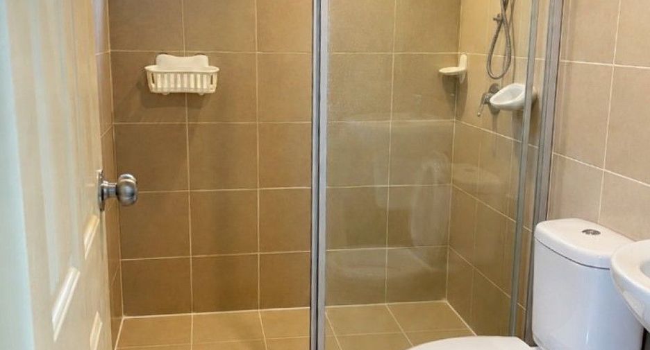 For sale 1 bed condo in Huai Khwang, Bangkok