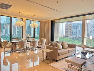 À vendre 2 chambres condo à Pathum Wan, Bangkok