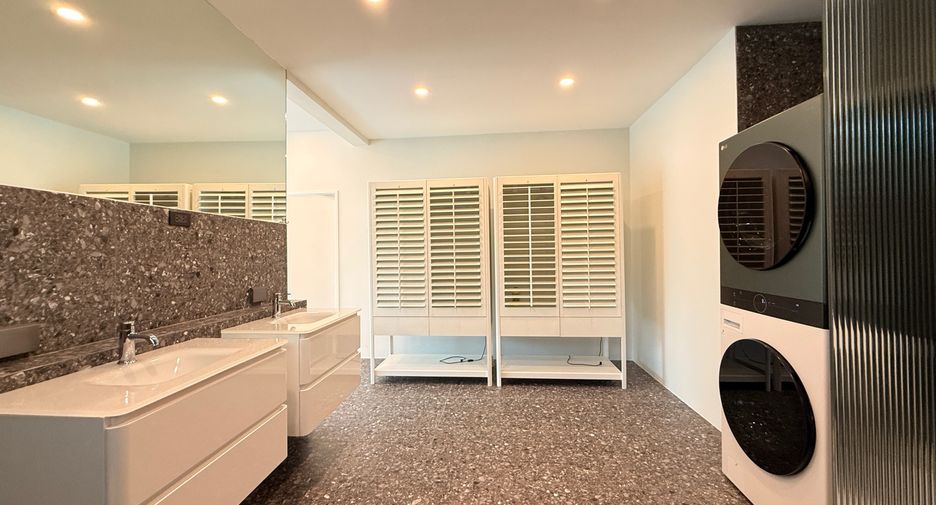 For sale 3 bedrooms villa in Hua Hin, Prachuap Khiri Khan