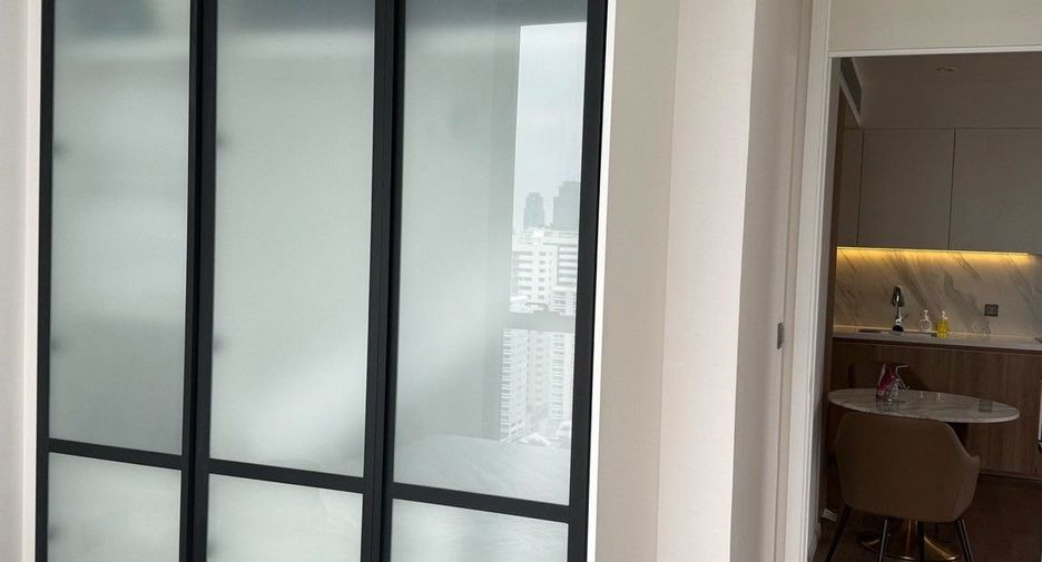 Wohnung zur Miete mit 2 Zimmer in Khlong Toei, Bangkok