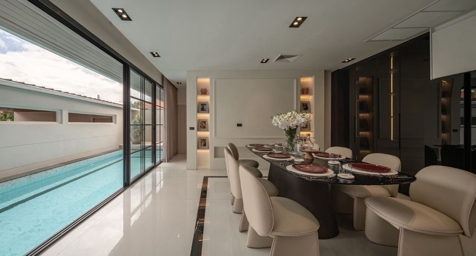 For sale 4 bedrooms villa in San Sai, Chiang Mai