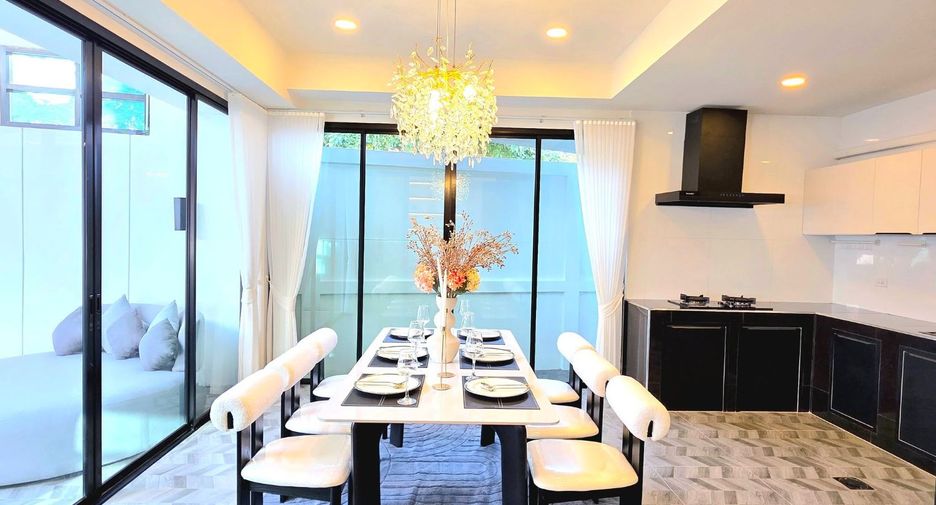 À vendre 3 chambres villa à Bang Lamung, Chonburi
