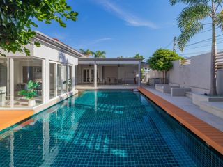 À louer 5 chambres villa à Bang Lamung, Chonburi