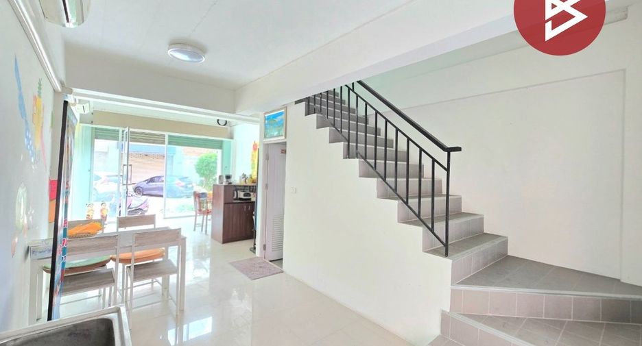 Gewerbefläche zum Kauf mit 2 Zimmer in Phra Samut Chedi, Samut Prakan