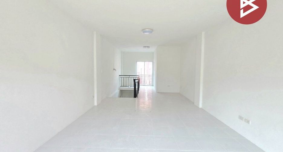 Gewerbefläche zum Kauf mit 2 Zimmer in Phra Samut Chedi, Samut Prakan