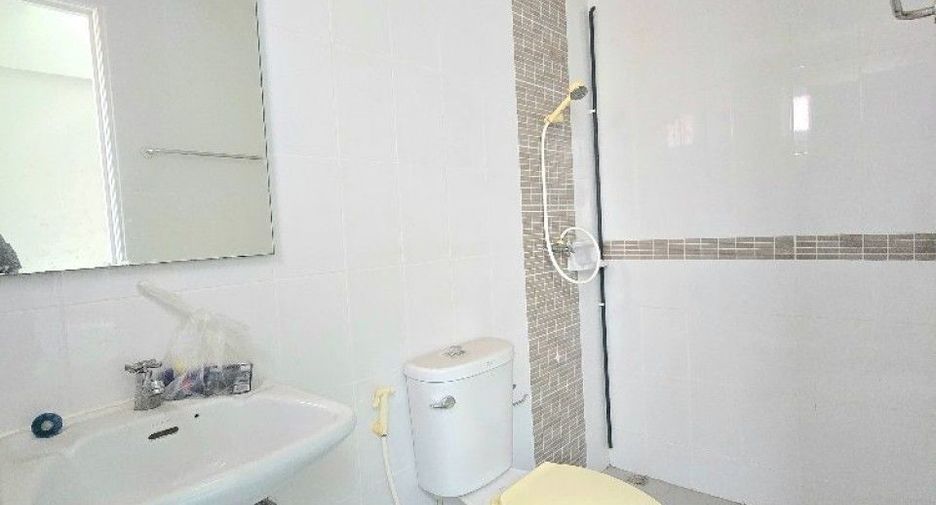 Gewerbefläche zum Kauf mit 2 Zimmer in Phra Samut Chedi, Samut Prakan