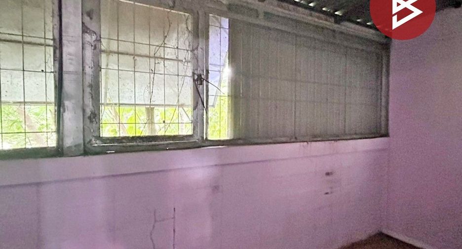 For sale 2 ベッドルーム house in Mueang Lop Buri, Lopburi