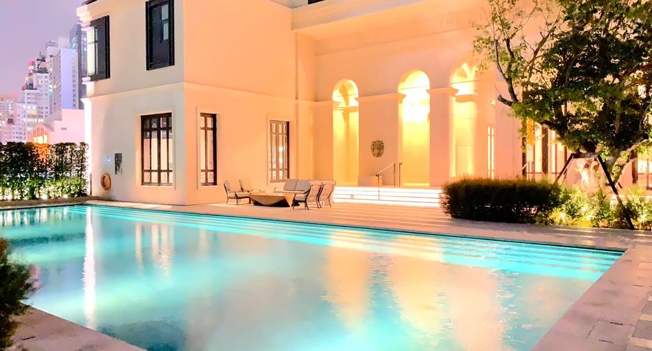 For rent 1 bed condo in Khlong Toei, Bangkok
