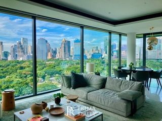 For sale 2 bedrooms condo in Pathum Wan, Bangkok