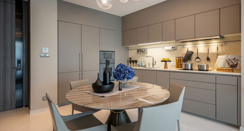 For sale 1 Beds condo in Pathum Wan, Bangkok