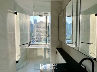 Condo en venta de 2 habitaciones en Sathon, Bangkok