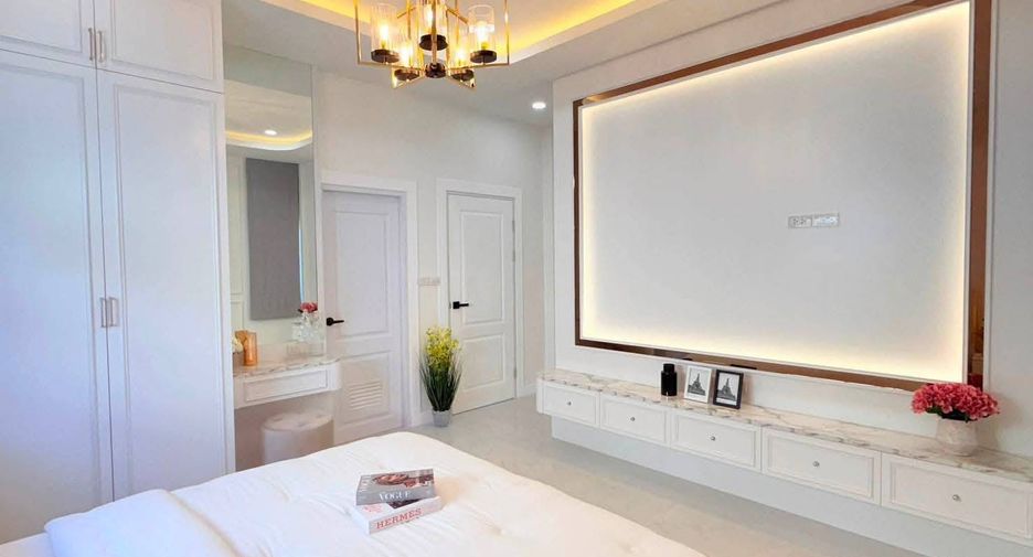 À vendre 3 chambres villa à Bang Lamung, Chonburi