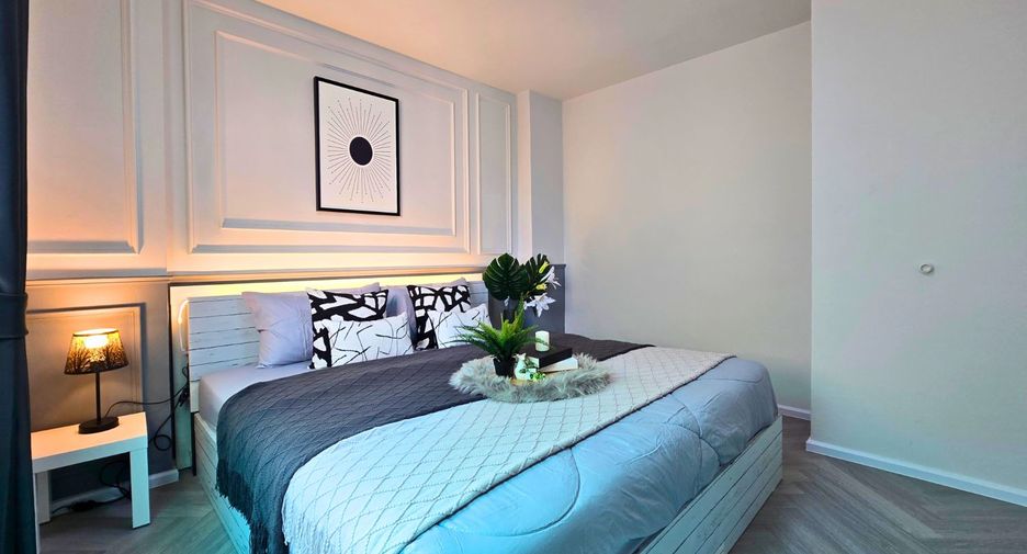 À vendre 1 chambre condo à Saphan Sung, Bangkok