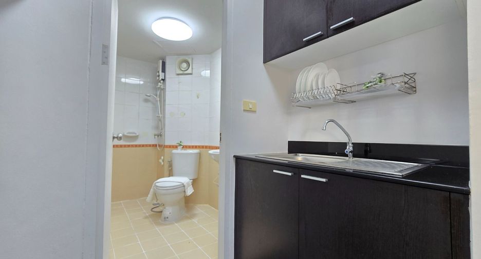 À vendre 1 chambre condo à Saphan Sung, Bangkok