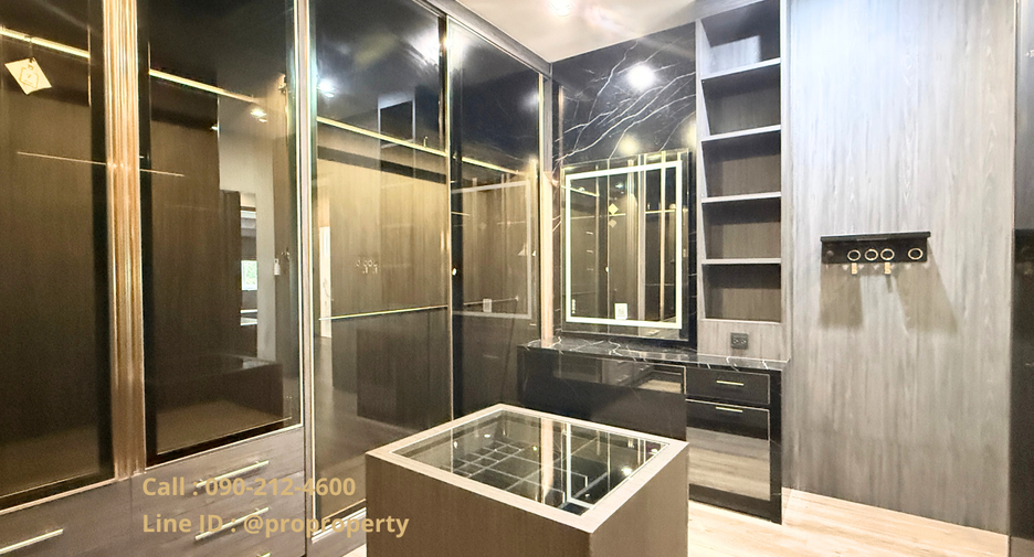 Casa en venta de 3 habitaciones en Bang Bon, Bangkok