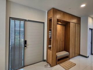 Haus zur Miete mit 5 Zimmer in Bang Phli, Samut Prakan
