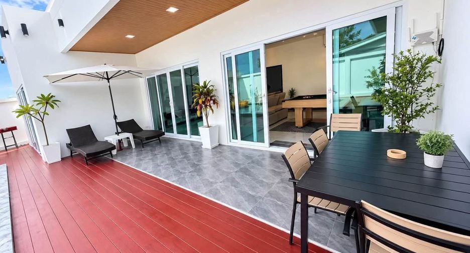 À louer 4 chambres villa à Bang Lamung, Chonburi