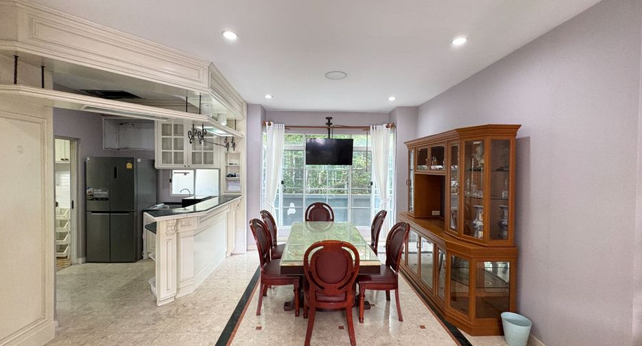 For rent 4 bedrooms house in Prawet, Bangkok