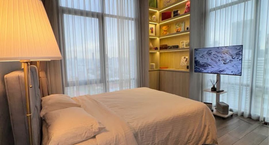 À vendre 2 chambres condo à Watthana, Bangkok