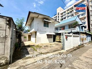 For sale 3 bedrooms house in Chatuchak, Bangkok
