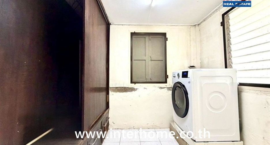 For sale 3 bedrooms house in Chatuchak, Bangkok