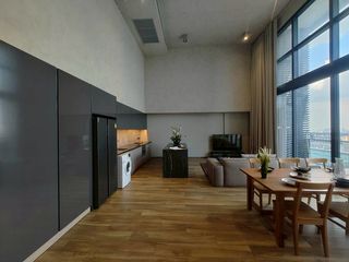 For sale 3 bedrooms condo in Watthana, Bangkok