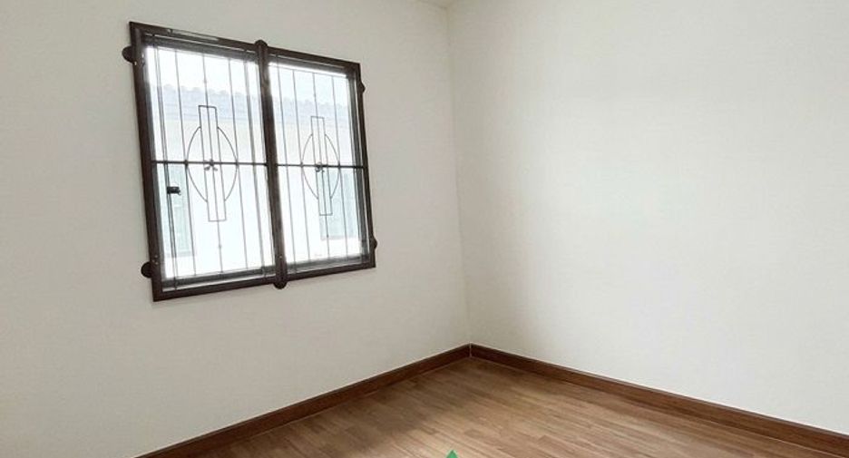 For sale 3 bedrooms townhouse in Lam Luk Ka, Pathum Thani