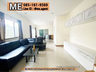 For rent 3 bedrooms townhouse in Suan Luang, Bangkok