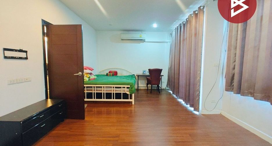 Reihenhaus zum Kauf mit 3 Zimmer in Mueang Nakhon Ratchasima, Nakhon Ratchasima