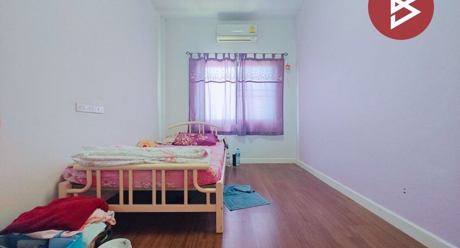 Reihenhaus zum Kauf mit 3 Zimmer in Mueang Nakhon Ratchasima, Nakhon Ratchasima