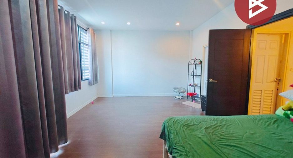 Reihenhaus zum Kauf mit 3 Zimmer in Mueang Nakhon Ratchasima, Nakhon Ratchasima