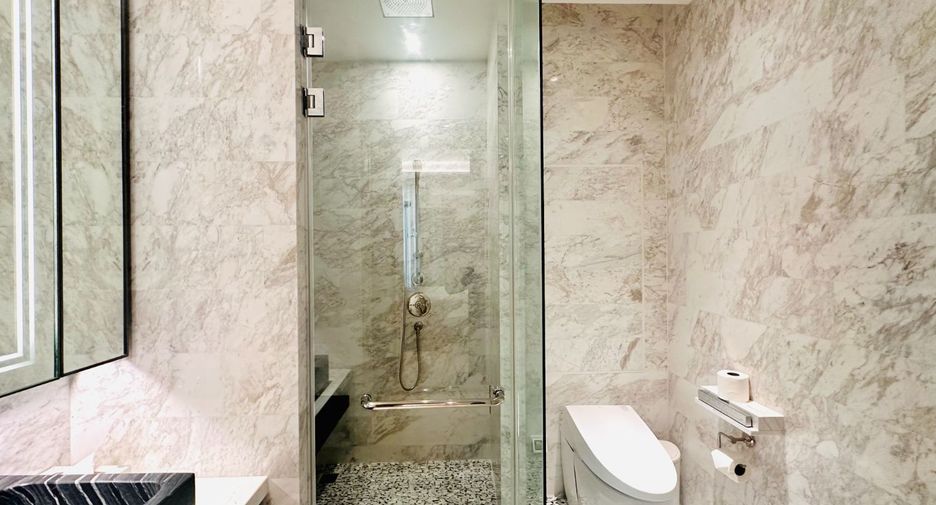 Condo en venta de 2 habitaciones en Khlong San, Bangkok
