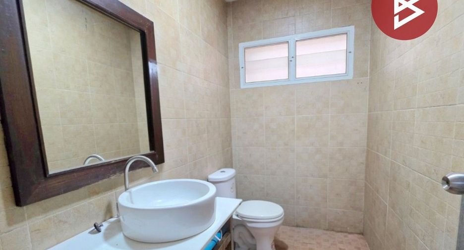 Casa en venta de 3 habitaciones en Nong Chok, Bangkok