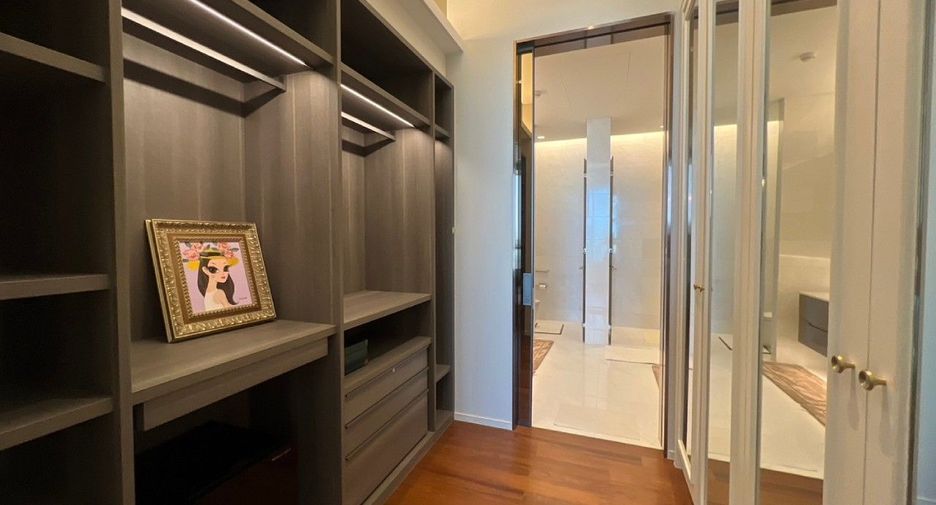 Condo en venta de 4 habitaciones en Pathum Wan, Bangkok