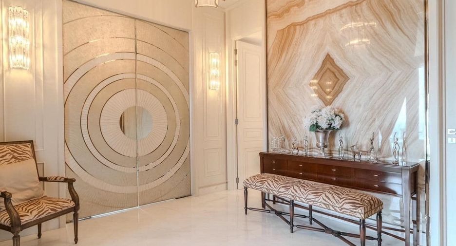 Condo en venta de 4 habitaciones en Pathum Wan, Bangkok