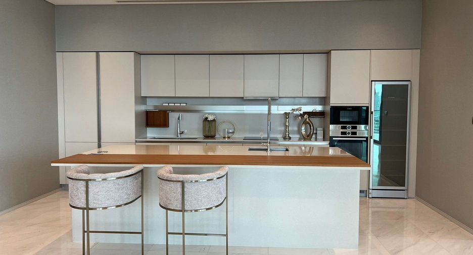Condo en venta de 4 habitaciones en Pathum Wan, Bangkok