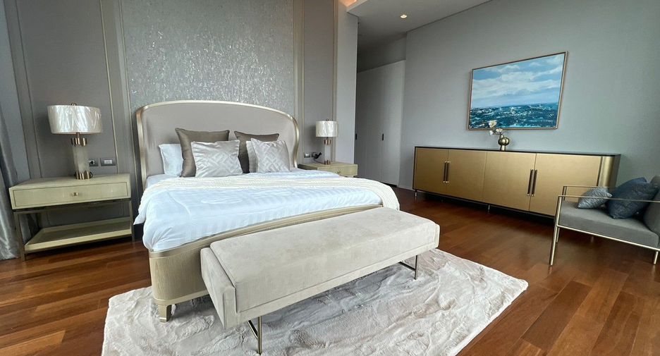 Condo en venta de 4 habitaciones en Pathum Wan, Bangkok