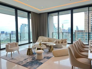 For sale 4 bedrooms condo in Pathum Wan, Bangkok