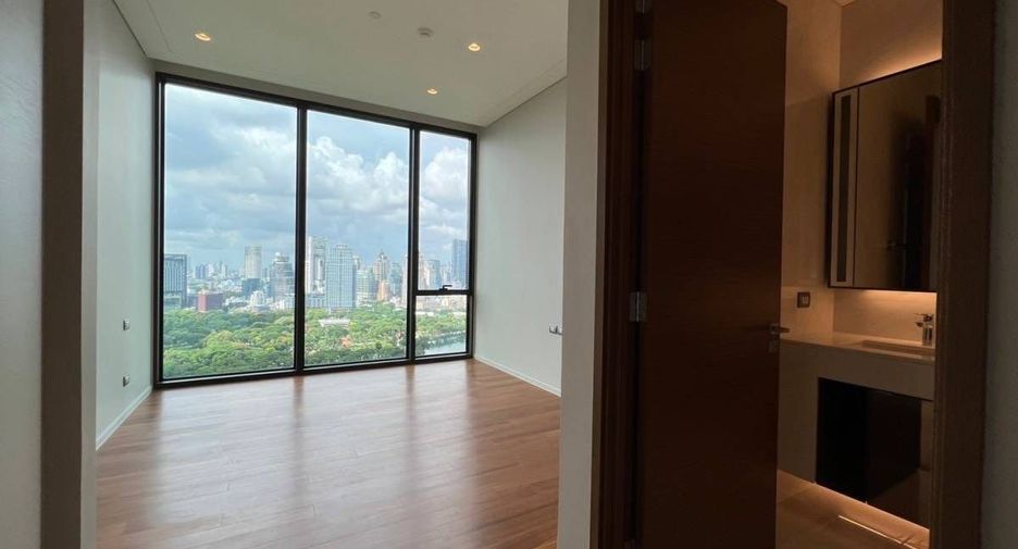 Condo en venta de 4 habitaciones en Pathum Wan, Bangkok